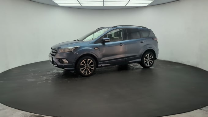 2025 Ford Kuga