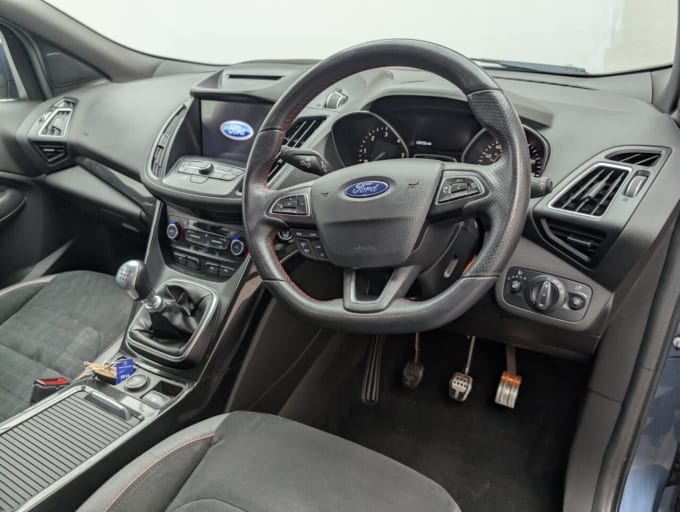 2025 Ford Kuga