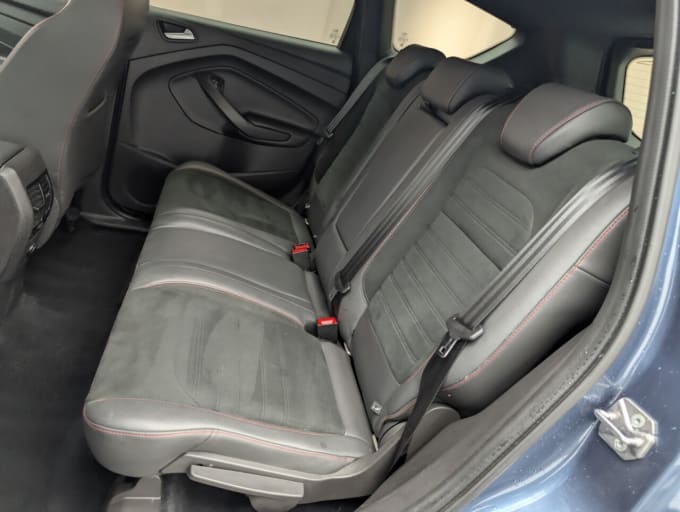 2025 Ford Kuga