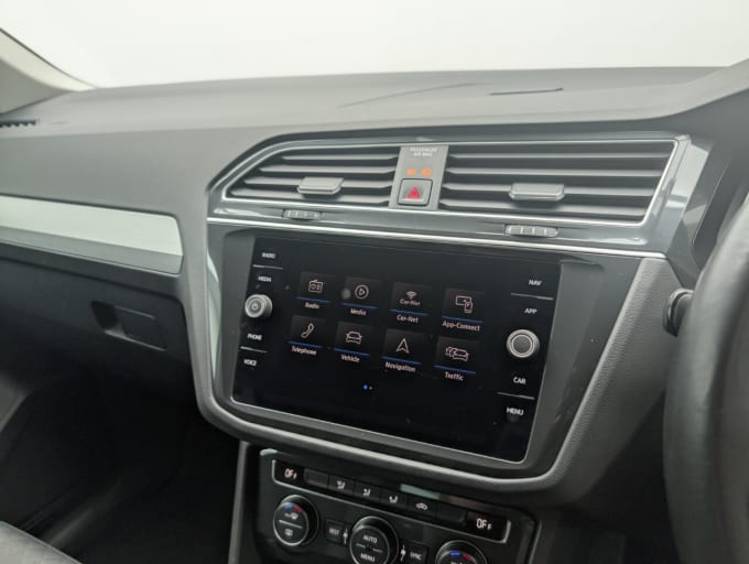 2025 Volkswagen Tiguan