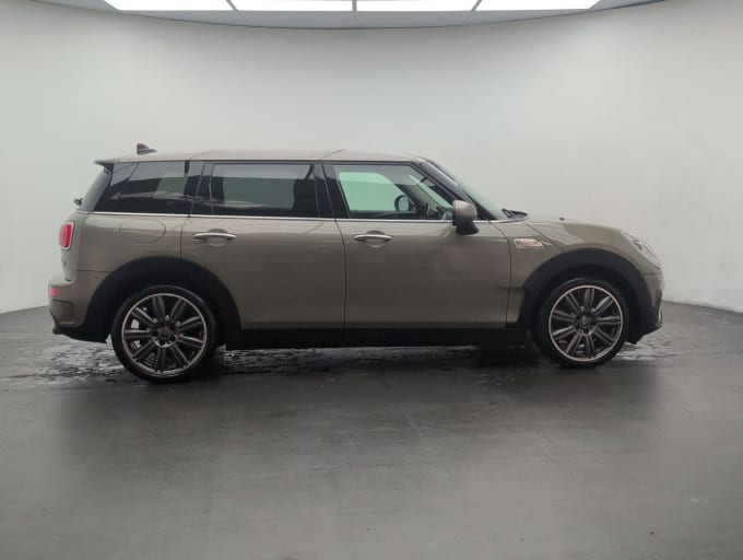 2025 Mini Clubman