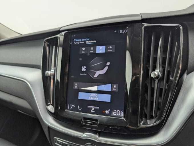 2025 Volvo Xc60