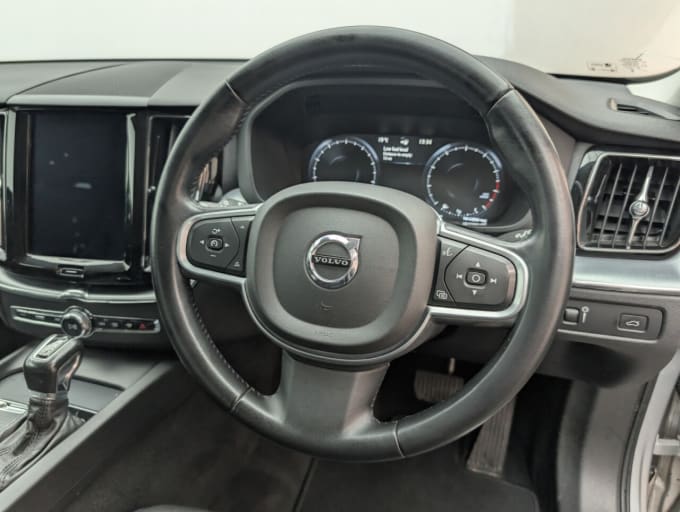 2025 Volvo Xc60