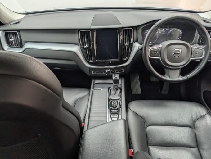 2025 Volvo Xc60