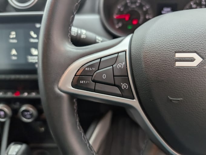 2025 Dacia Duster