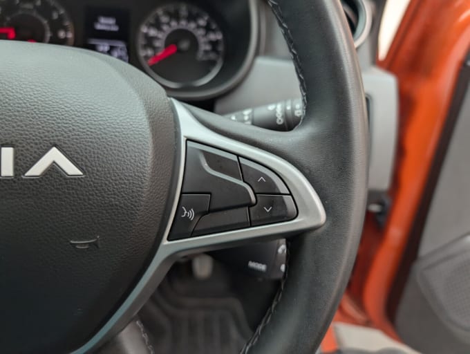 2025 Dacia Duster