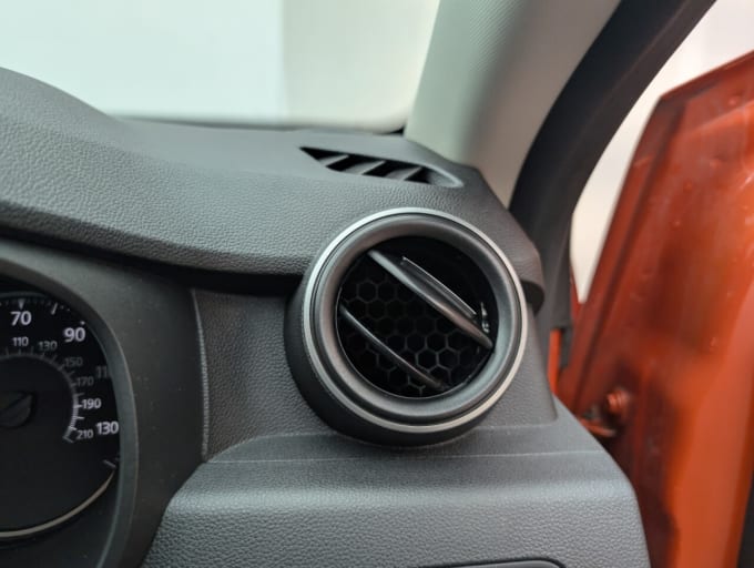 2025 Dacia Duster