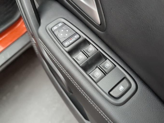 2025 Dacia Duster