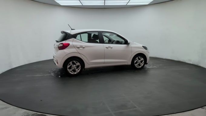 2025 Hyundai I10