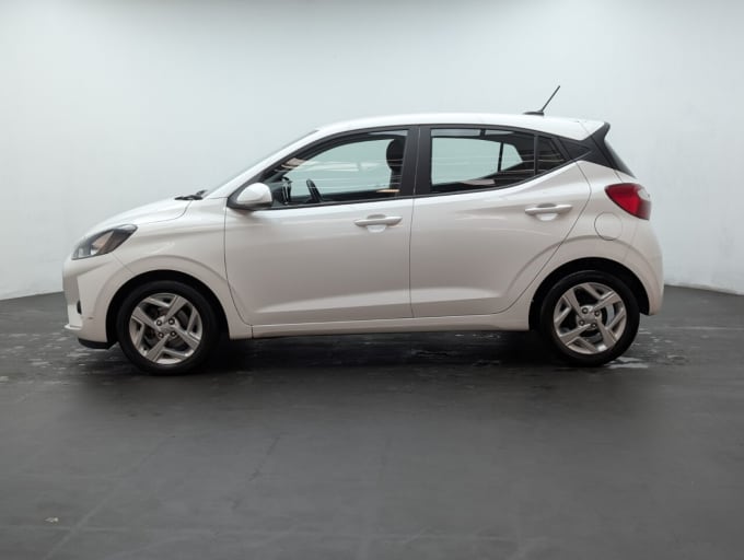 2025 Hyundai I10