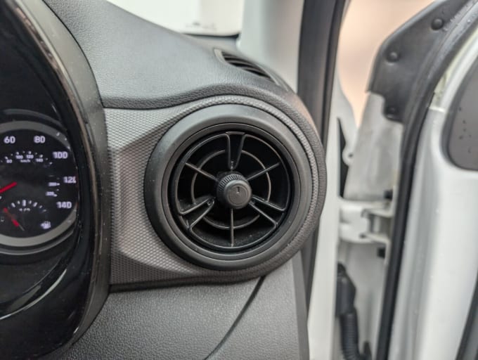 2025 Hyundai I10