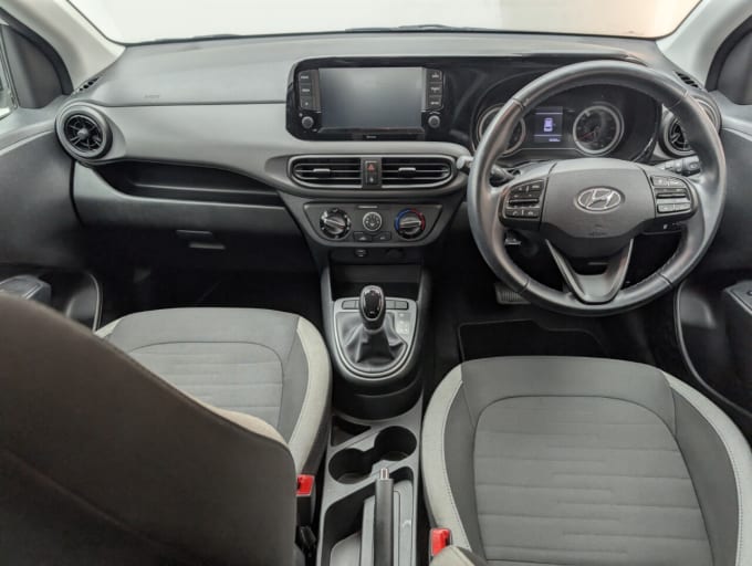 2025 Hyundai I10