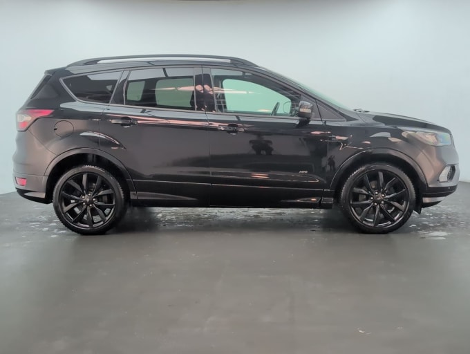 2025 Ford Kuga