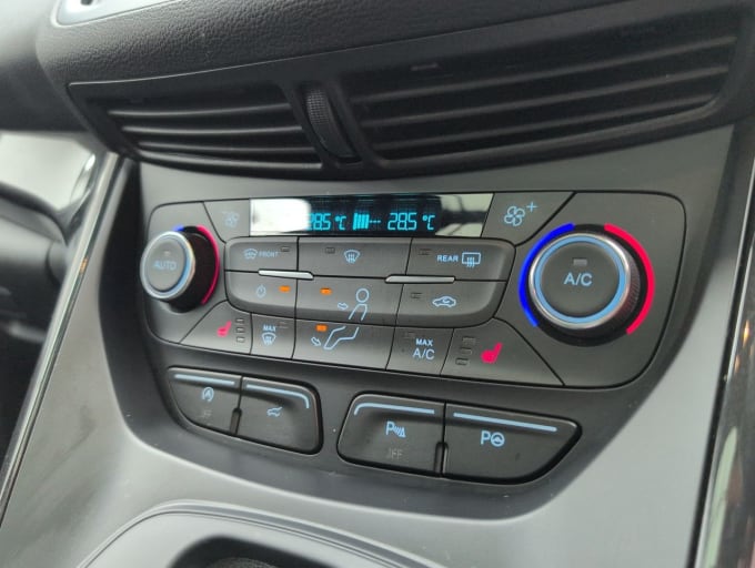 2025 Ford Kuga