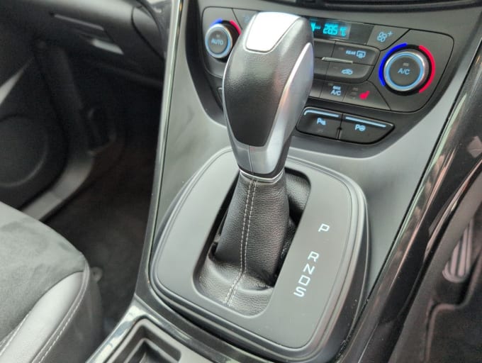 2025 Ford Kuga