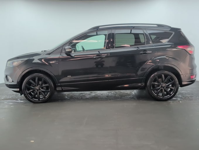 2025 Ford Kuga