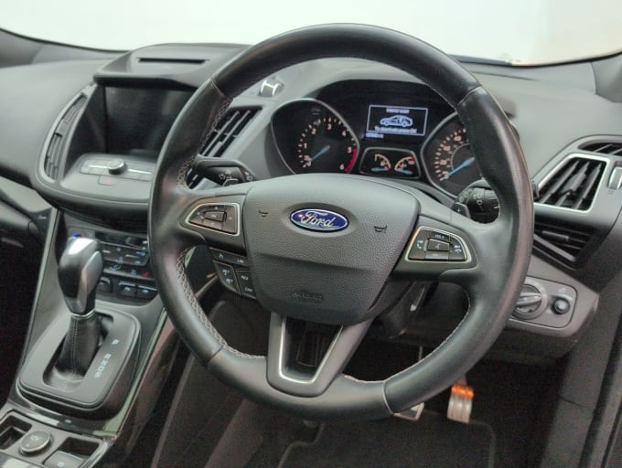 2025 Ford Kuga