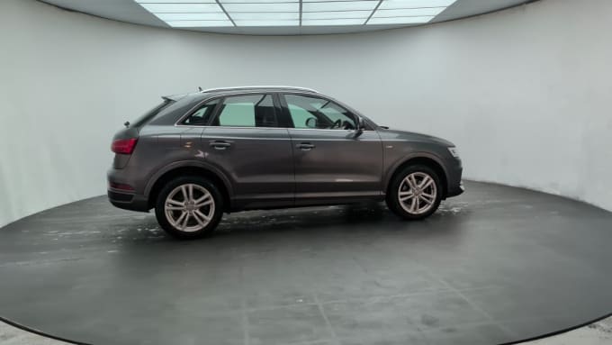2025 Audi Q3