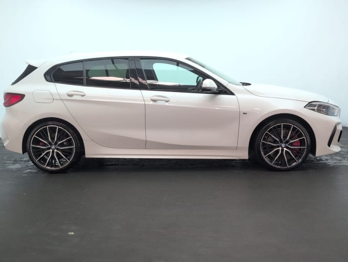2025 BMW 1 Series