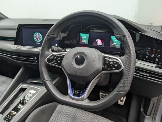 2025 Volkswagen Golf
