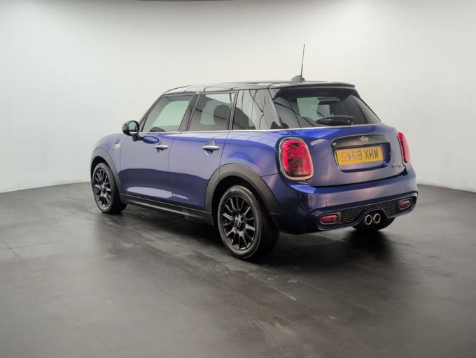 2025 Mini Hatch