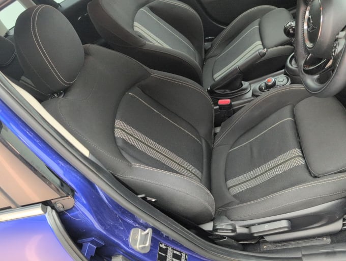 2025 Mini Hatch
