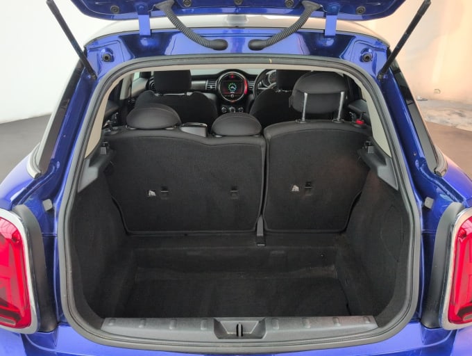 2025 Mini Hatch