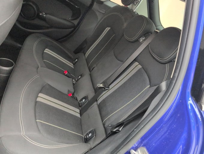 2025 Mini Hatch