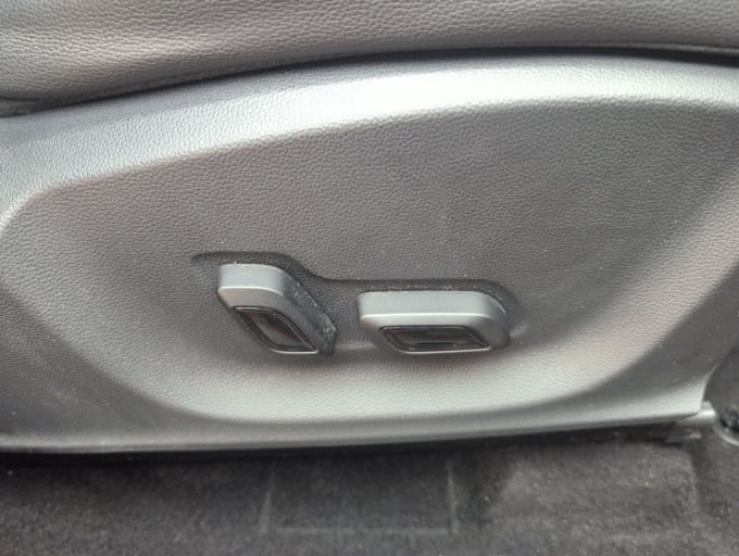 2025 Mg Mg Zs