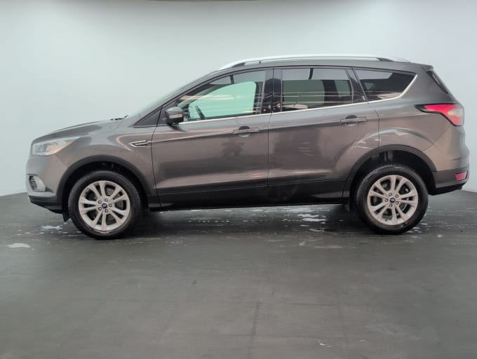 2025 Ford Kuga