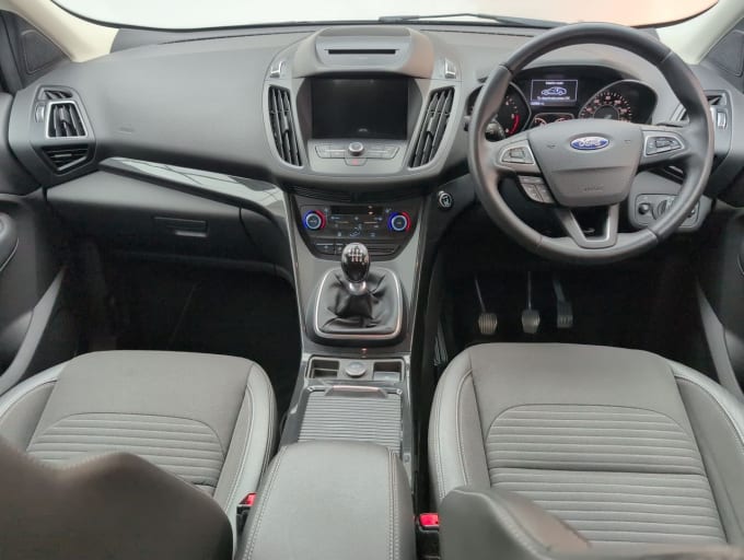 2025 Ford Kuga