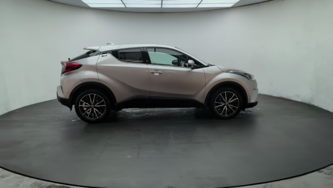 2025 Toyota C-hr