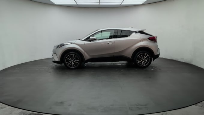 2025 Toyota C-hr