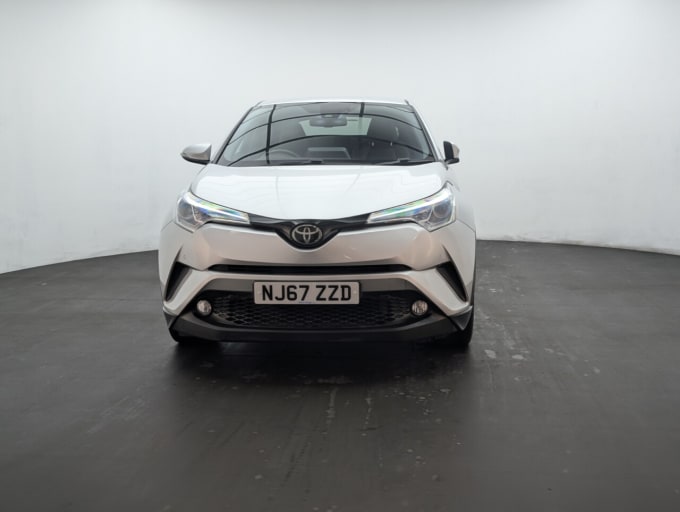 2025 Toyota C-hr