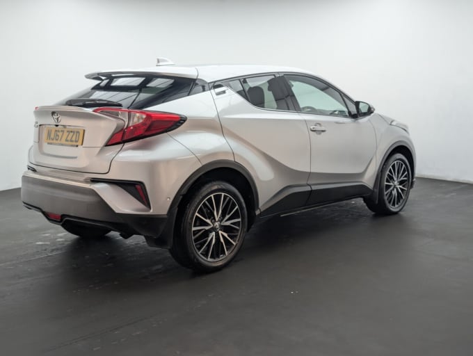 2025 Toyota C-hr