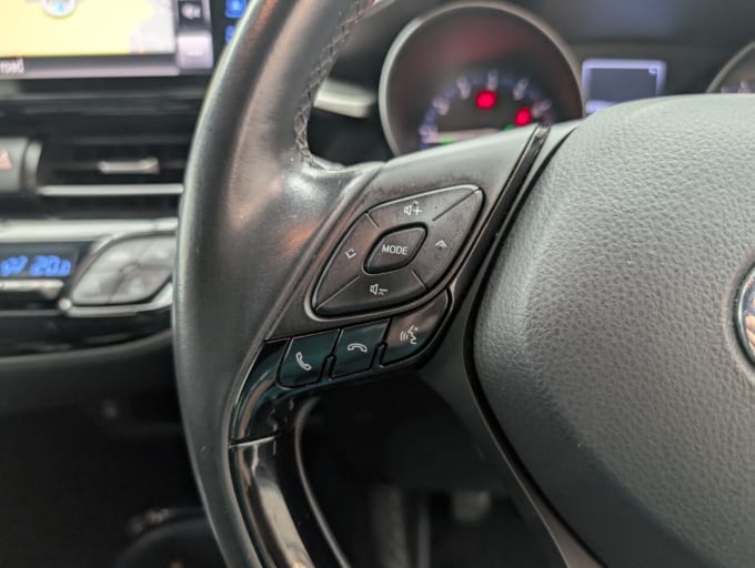 2025 Toyota C-hr