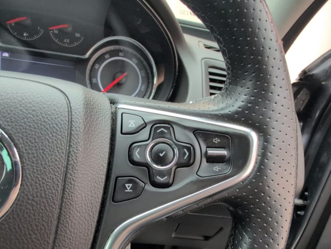 2025 Vauxhall Insignia
