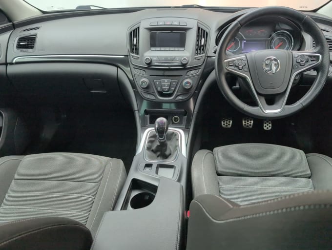 2025 Vauxhall Insignia