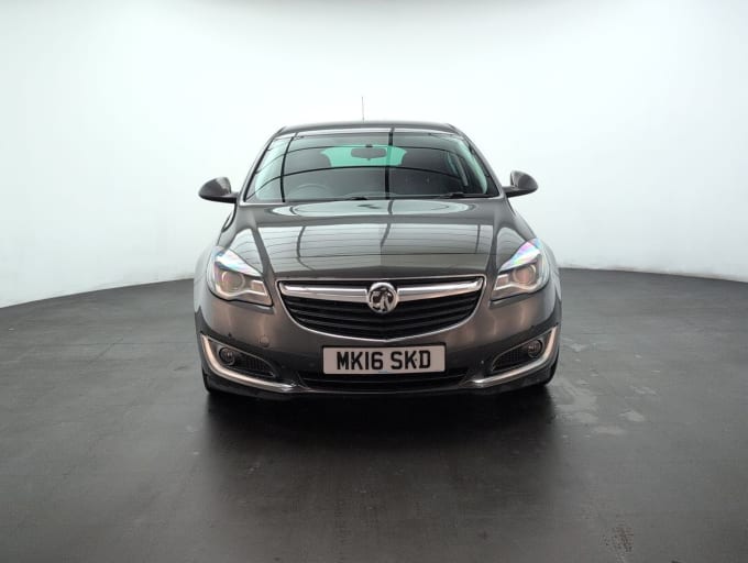 2025 Vauxhall Insignia