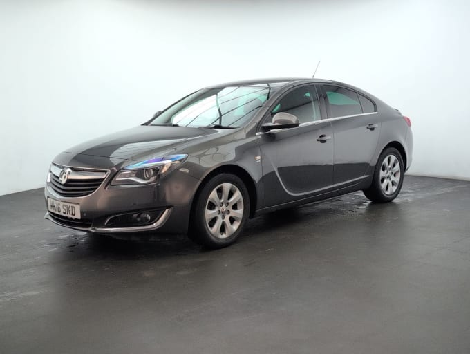 2025 Vauxhall Insignia