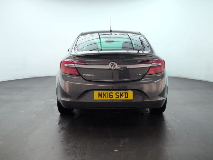 2025 Vauxhall Insignia