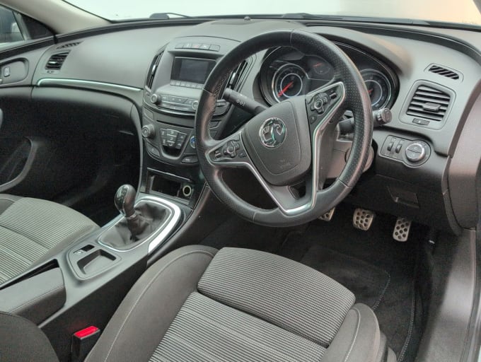 2025 Vauxhall Insignia
