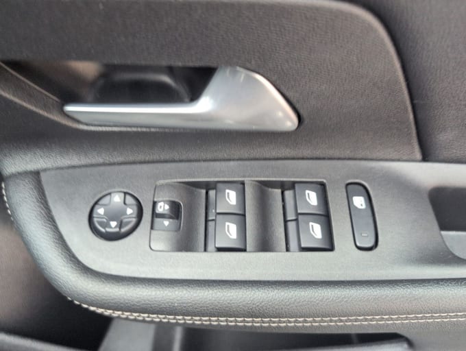 2025 Vauxhall Mokka Electric