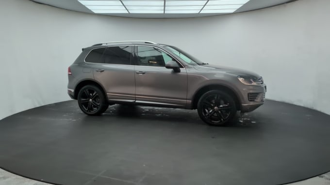 2025 Volkswagen Touareg