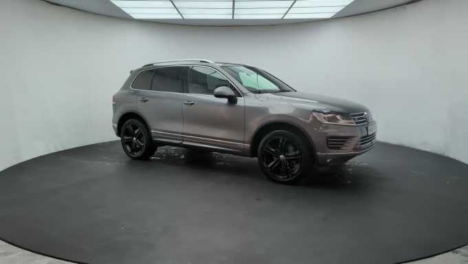 2025 Volkswagen Touareg