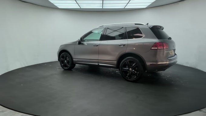 2025 Volkswagen Touareg