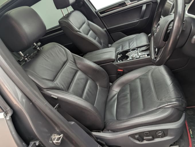 2025 Volkswagen Touareg