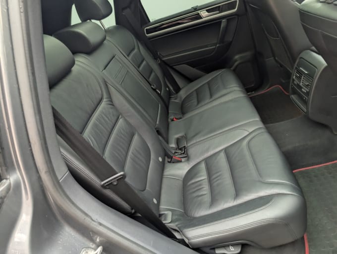 2025 Volkswagen Touareg