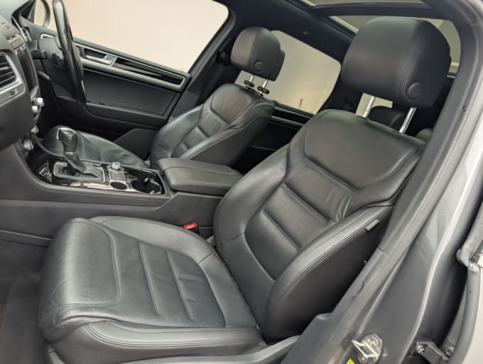 2025 Volkswagen Touareg