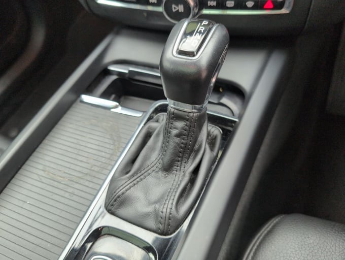 2025 Volvo Xc60